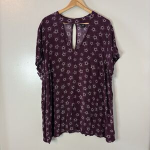 Torrid Maroon Stars Blouse Mock Cut Out Neckline Short Sleeve Top Sz 4X
